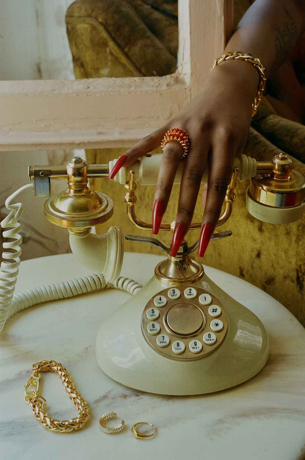 Scarlett Ring